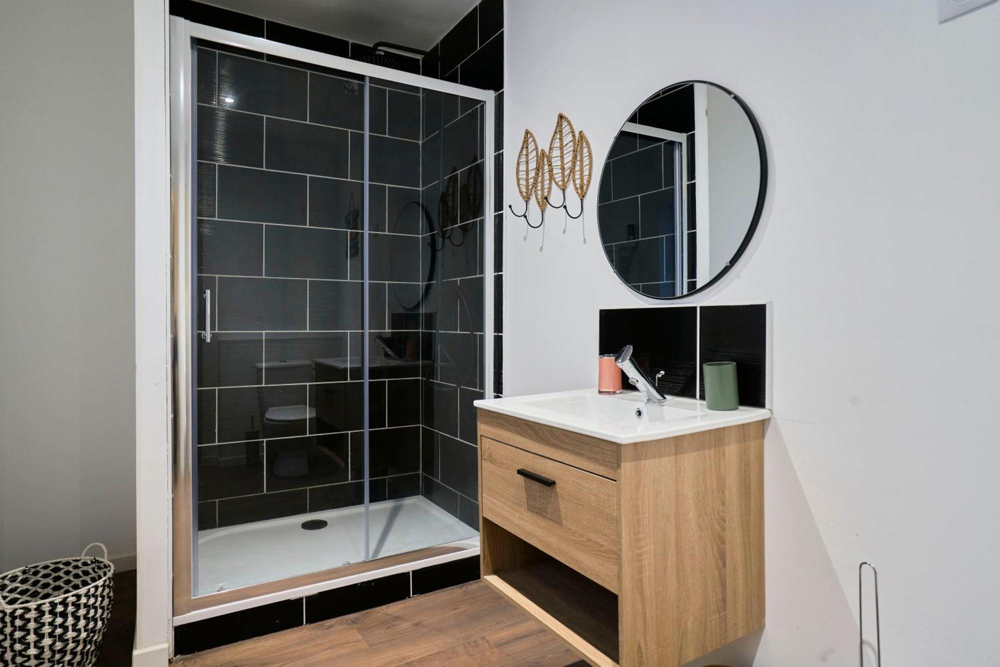 Ferienwohnung Ng Prestige - Miln 1 - Balneo - Wifi & Netflix Roubaix Exterior foto